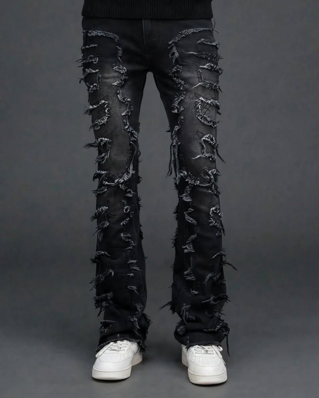 SZ-01 Frayed Stacked Flare — Washed Black