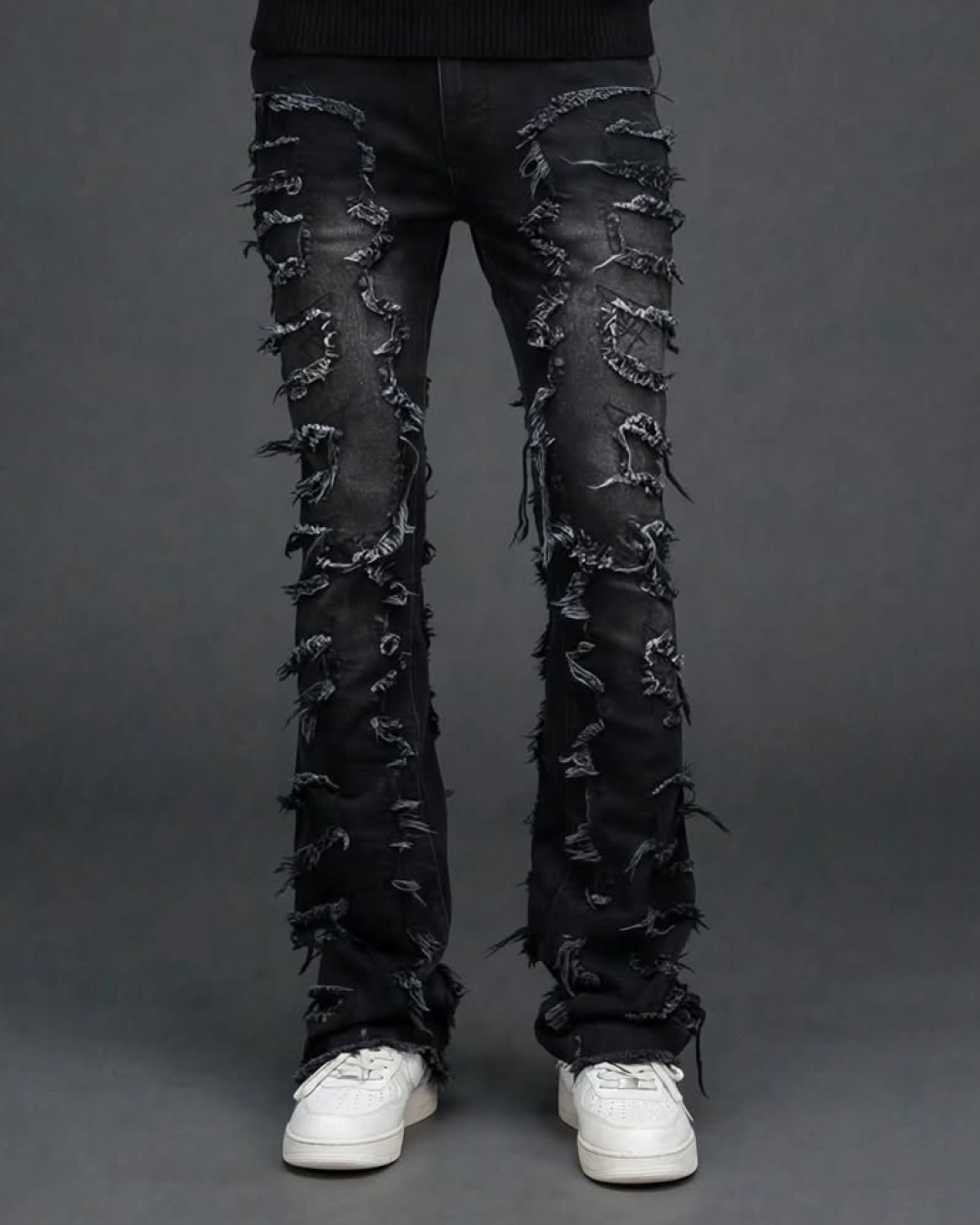 SZ-01 Frayed Stacked Flare — Washed Black